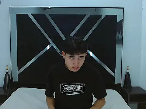 Tom 0001 online show from 16, 12, 2025