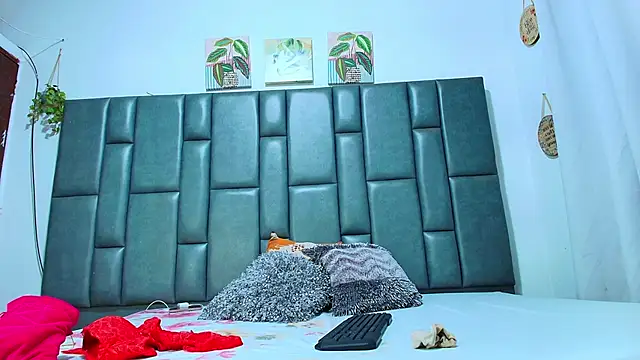 ScarletNoir4u online show from 12, 11, 2025