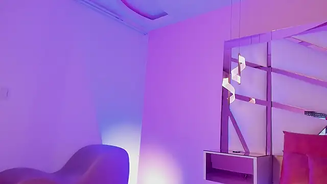 Catalina-Thompson online show from 21, 12, 2025