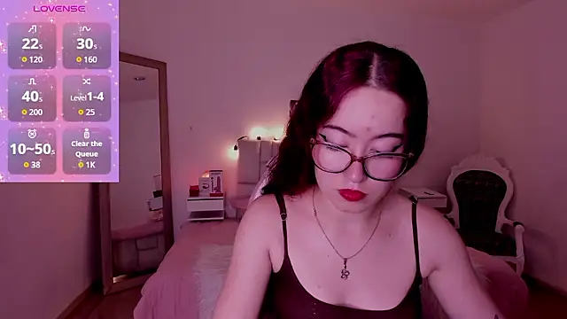 Amaraa couper1 online show from 11, 1, 2026