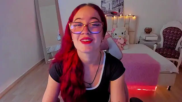 Snapshot of Amaraa_couper1 chatting on 8, 11, 2025 Amaraa couper1 online show from 8, 11, 2025