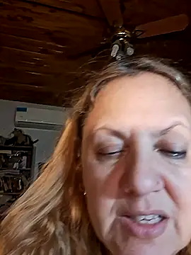 Snapshot of JennyInVegas chatting on 1, 7, 2026 JennyInVegas online show from 1, 7, 2026
