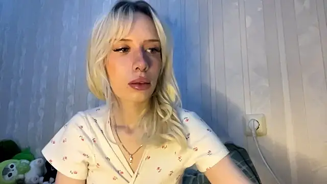 Twist drip blonde online show from 23, 11, 2025