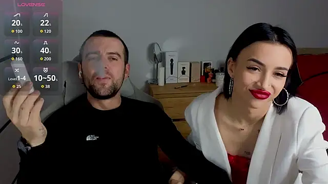 AdeleLaCr0ix online show from 6, 11, 2025