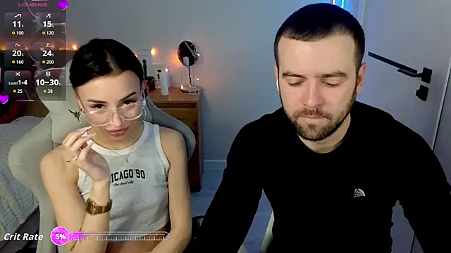 AdeleLaCr0ix online show from 28, 11, 2025