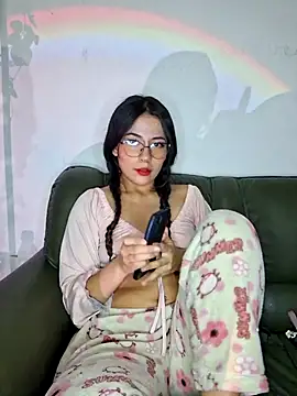 chloebrownn03 online show from 23, 12, 2025