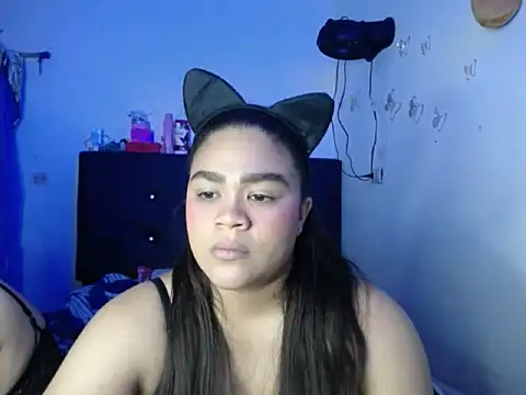 2moons full of love online show from 21, 11, 2025