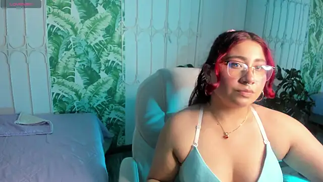 littlee red online show from 8, 11, 2025