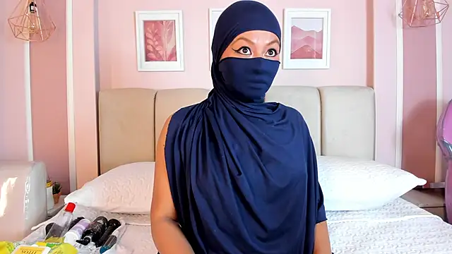 SophiaBeckerr online show from 22, 10, 2025