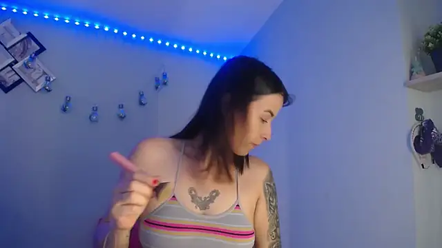 Emma sweet hot online show from 14, 7, 2026
