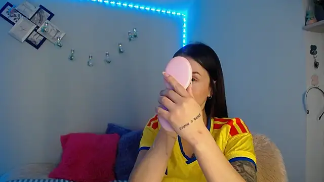 Emma sweet hot online show from 17, 6, 2026