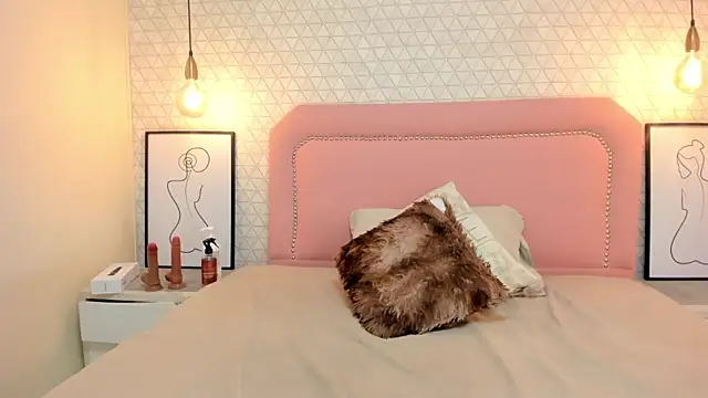 TAYLORMEYER1 online show from 6, 11, 2025