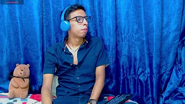 DavTwink3100 online show from 15, 3, 2026