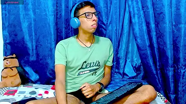 DavTwink3100 online show from 13, 3, 2026