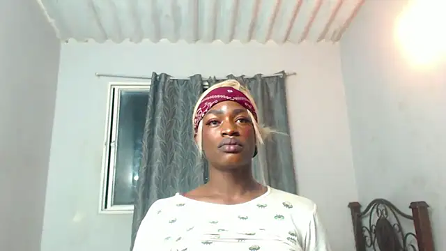 TheXEbonyxxx online show from 17, 12, 2025