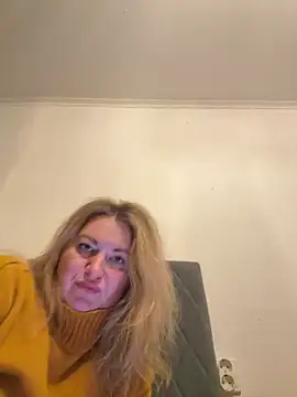 Amelia-Diamond online show from 27, 11, 2025