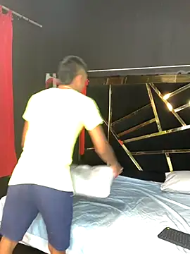 Emiliano Reyes online show from 24, 11, 2025