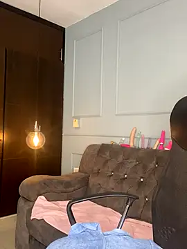 Orianabluee  online show from 20, 11, 2025