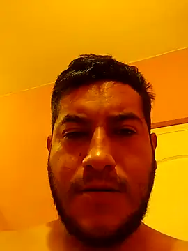 Snapshot of Travieso_21 chatting on 17, 11, 2025 Travieso 21 online show from 17, 11, 2025