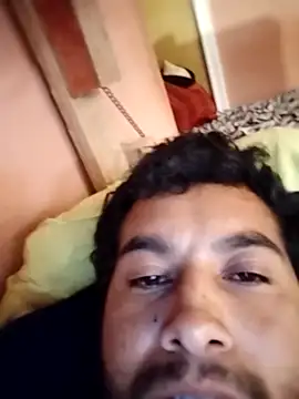 Snapshot of Travieso_21 chatting on 1, 11, 2025 Travieso 21 online show from 1, 11, 2025