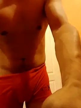 Snapshot of Travieso_21 chatting on 14, 11, 2025 Travieso 21 online show from 14, 11, 2025