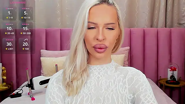 KailaCrystall online show from 23, 11, 2025