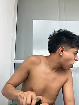 motomotoboy online show from 3, 3, 2026