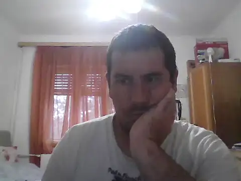 Snapshot of Szeximado31 chatting on 8, 11, 2025 Szeximado31 online show from 8, 11, 2025