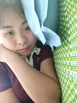 Squirrel-Pear online show from 12, 11, 2025