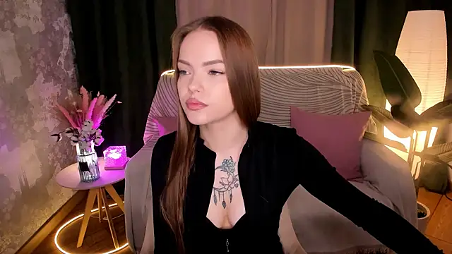 MelissaBell  online show from 5, 11, 2025