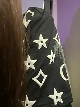 Snapshot of Bong-g chatting on 13, 3, 2026 Bong-g online show from 13, 3, 2026