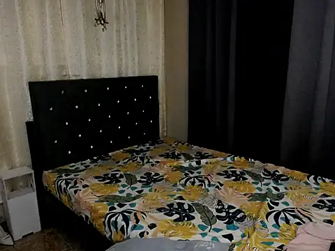 Snapshot of SeductiveAki69xxx chatting on 24, 11, 2025 SeductiveAki69xxx online show from 24, 11, 2025