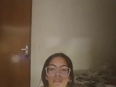 Casal em chamas online show from 22, 10, 2025