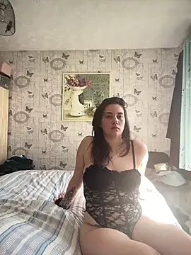 YourFrenchFeliciexo online show from 7, 4, 2026