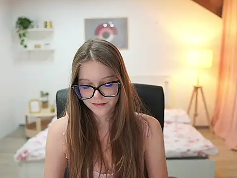 lisa mccoy  online show from 18, 10, 2025