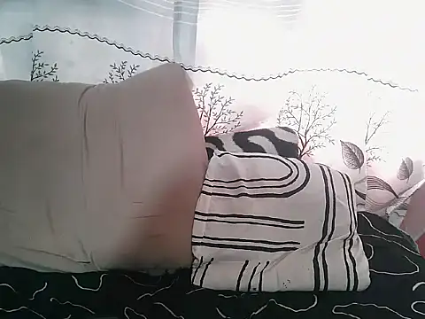 SexySlender  online show from 1, 11, 2025