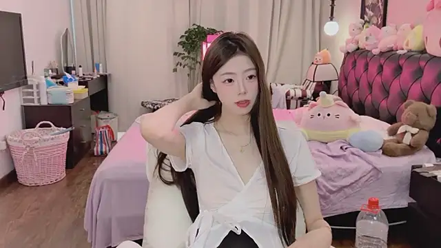 Onecutelittle online show from 16, 5, 2026