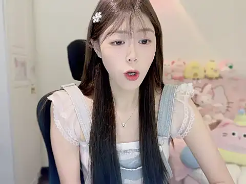 Onecutelittle online show from 28, 10, 2025