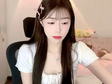 Onecutelittle online show from 26, 10, 2025