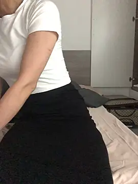 Kylie beem online show from 11, 7, 2026