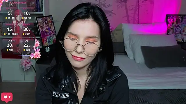 Mell Hyees online show from 27, 11, 2025