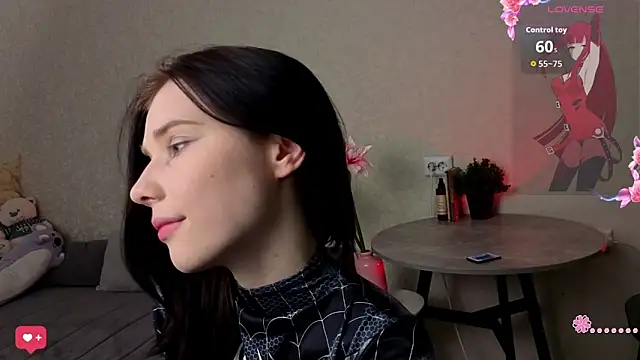 Mell Hyees online show from 16, 11, 2025