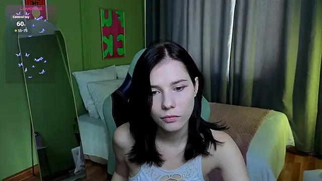 Mell Hyees online show from 22, 10, 2025