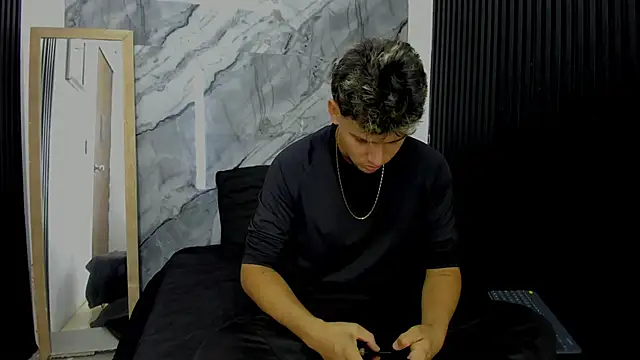 Alan-Smith1 online show from 19, 11, 2025