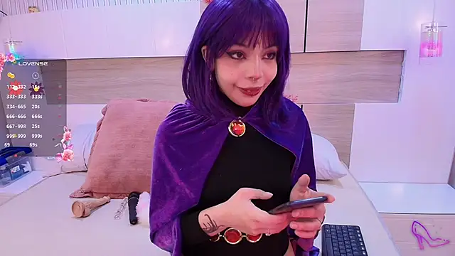 Kaoriabyss  online show from 15, 11, 2025