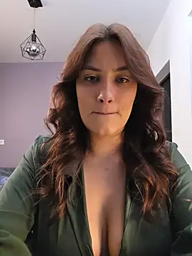 Snapshot of MiaRides19 chatting on 17, 2, 2026 MiaRides19 online show from 17, 2, 2026