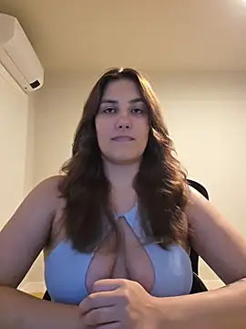 Snapshot of MiaRides19 chatting on 3, 7, 2026 MiaRides19 online show from 3, 7, 2026