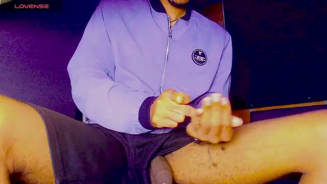 Anaconda larga online show from 23, 10, 2025