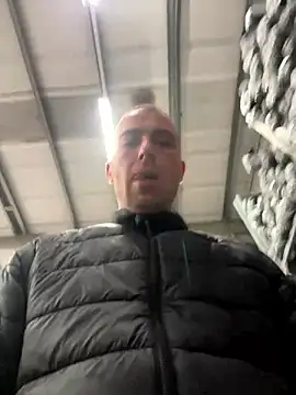 Rotteei1 online show from 7, 11, 2025