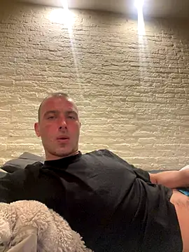 Rotteei1 online show from 4, 11, 2025